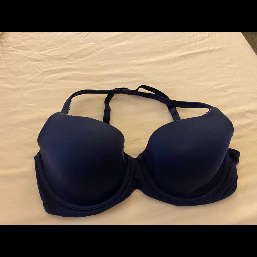 Demi Bra